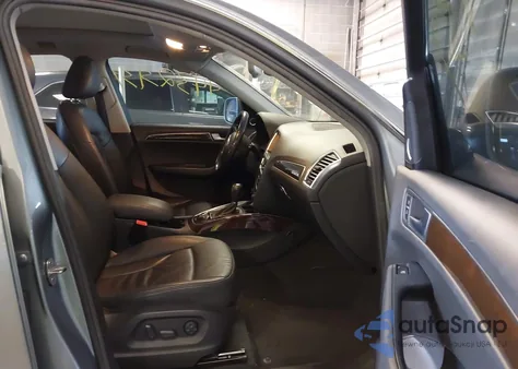 2011 Audi Q5 3.2 Premium Plus из США, поврежденный, VIN WA1DKAFP5BA065875